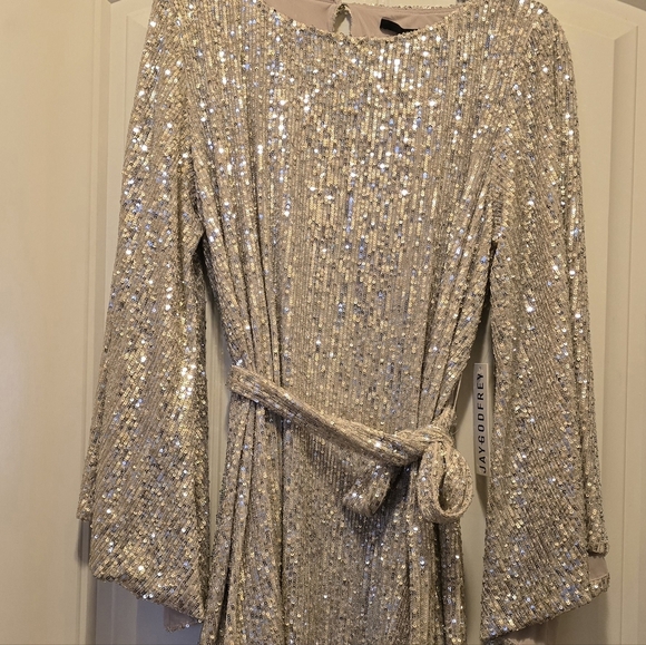Mac Duggal Gold Sequin Dress - Picture 4 of 5
